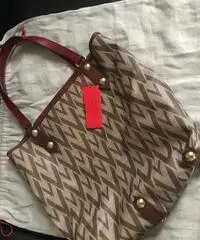 Shopping bag in pelle Valentino Garavani Shopping bag in pelle Valentino Garavani