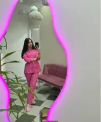 Nelia, 28 anni Nelia, 28 anni