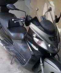 Suzuki Burgman 400 - 2001