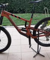 RIBASSOSanta Cruz Nomad C S taglia M 2019 RIBASSOSanta Cruz Nomad C S taglia M 2019
