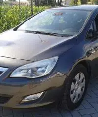 Opel Astra 1.7 cdti 110cv