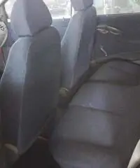 Fiat Punto 1.9JTD ELX a 400 euro