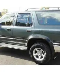 Toyota 4 - Runner 2.4 turbodiesel 5 porte