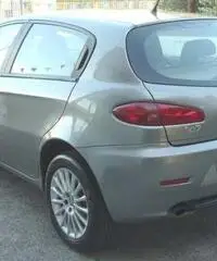 ALFA ROMEO 147 1.9 JTDM DISTINCTIVE