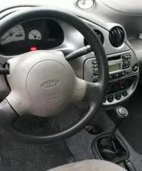 Ford ka 14 benzina grigia, a pezzi di ricambio