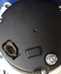 ALTERNATORE MERCEDES C220 DEL 2003 AFREDATO CON AQUA