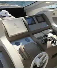 JAGUAR 80 2011 2X2000 MTU con 300 ore di moto JAGUAR 80 2011 2X2000 MTU con 300 ore di moto