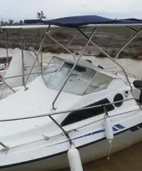 Barca senza guida patente