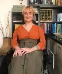 Assistente donna x viaggio Napoli Assistente donna x viaggio Napoli