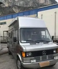 Camper vintage Merceders 307 GANCIO TRAINO Camper vintage Merceders 307 GANCIO TRAINO