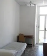 Camere singole Agosto e Settembre centro città