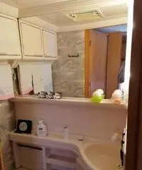 Roulotte con preingresso e pompeiana camping Roana Roulotte con preingresso e pompeiana camping Roana