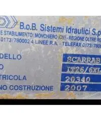 Iveco 260e31 con gancio scarrabile