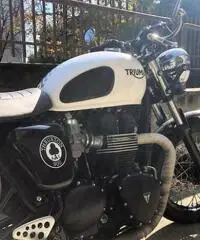Triumph Thruxton 900 - 2005