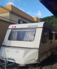 Roulotte 5 posti adria Roulotte 5 posti adria