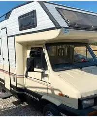 ARCA AMERICA 401 FIAT2.5D 6 posti letto 1988 ARCA AMERICA 401 FIAT2.5D 6 posti letto 1988