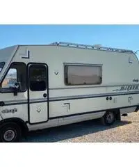 Camper motorhome elnagh 600l 6 posti letto 2.5d Camper motorhome elnagh 600l 6 posti letto 2.5d