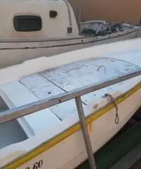 Lancia in vetro resina 3.60