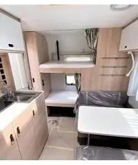 Caravan Adria Aviva 472 PK Nuova 6 Posti Letto Caravan Adria Aviva 472 PK Nuova 6 Posti Letto
