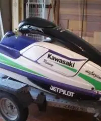 Jet ski kawasaki 750 sxi pro