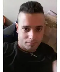 Operaio adatto a tutti i tipi di lavoro Operaio adatto a tutti i tipi di lavoro