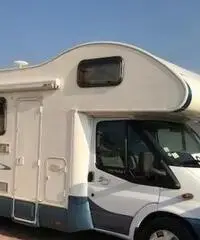 Camper Rimor Sky50 Compatto 6 posti a Camper Rimor Sky50 Compatto 6 posti a