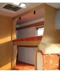 Camper Rimor Sky50 Compatto 6 posti a Camper Rimor Sky50 Compatto 6 posti a