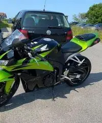 Honda CBR 600 - 2012 Honda CBR 600 - 2012