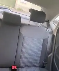 VOLKSWAGEN Polo 5ª serie - 2015