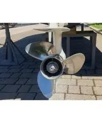 Ranieri 22 shadow w.a. motore evinrude etec 225 cv Ranieri 22 shadow w.a. motore evinrude etec 225 cv