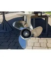Ranieri 22 shadow w.a. motore evinrude etec 225 cv Ranieri 22 shadow w.a. motore evinrude etec 225 cv