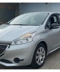 Peugeot 208.- 1.0 gpl garantita unico proprietario Peugeot 208.- 1.0 gpl garantita unico proprietario