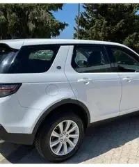 Land rover discovery sport 2.0 td4 180 hse 2017 Land rover discovery sport 2.0 td4 180 hse 2017