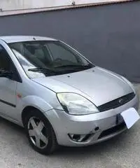 Ford Fiesta 2003 5P. 1-4 BENZ/METANO #AUTO2000srl Ford Fiesta 2003 5P. 1-4 BENZ/METANO #AUTO2000srl