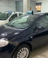 Fiat Punto evo 1.3 multijet 75 cv 2010 Fiat Punto evo 1.3 multijet 75 cv 2010