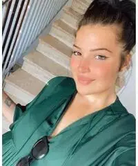 Barista, commessa, operaia, cassiera Barista, commessa, operaia, cassiera