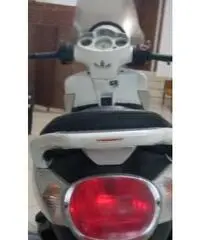Scarabeo 300s - 2010 Scarabeo 300s - 2010