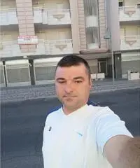 CERCO RAGAZZA PER RELAZIONE SERIA CERCO RAGAZZA PER RELAZIONE SERIA