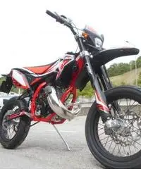 Beta RR Motard 50 TRACK E4 BLACK R Beta RR Motard 50 TRACK E4 BLACK R