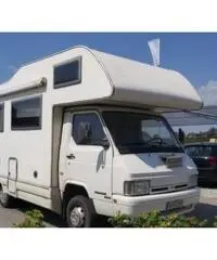 Nissan camper 6 posti, 130.000 km - 1999 Nissan camper 6 posti, 130.000 km - 1999