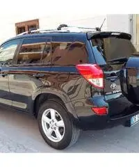 Toyota Rav-4 2.2 Autocarro - Puglia Toyota Rav-4 2.2 Autocarro - Puglia