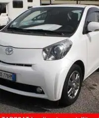 Toyota iQ 1.0 Benzina Cambio Automatico Roma