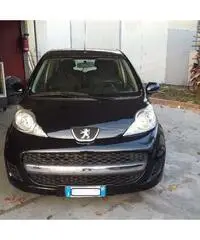 PEUGEOT 107 1.0 BENZ. 68CV 3 PORTE 2010 - Campania PEUGEOT 107 1.0 BENZ. 68CV 3 PORTE 2010 - Campania