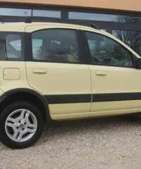 Fiat Panda 4x4 Climbing - Terni Fiat Panda 4x4 Climbing - Terni