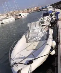 Barca Mingolla con motore Barca Mingolla con motore