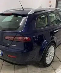 ALFAROMEO 159 1.9 JTDm (150) Progression 2007 ALFAROMEO 159 1.9 JTDm (150) Progression 2007