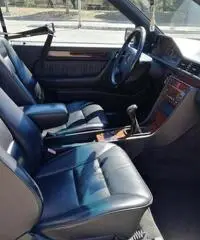 MERCEDES 200 CE coupé