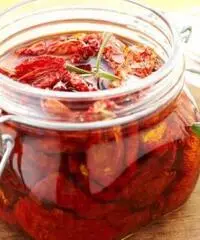 Commercializziamo le eccellenze della gastronomia siciliana Commercializziamo le eccellenze della gastronomia siciliana