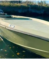 Cofano SPAZIO 5 con EVINRUDE E-TEC 25hp Cofano SPAZIO 5 con EVINRUDE E-TEC 25hp