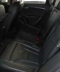 AUDI Q5 3.0 V6 TDI QUATTRO S - TRONIC - Napoli